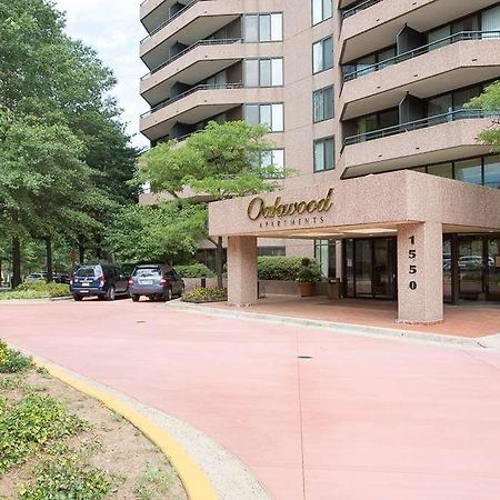 Aparthotel Oakwood Arlington Extérieur photo