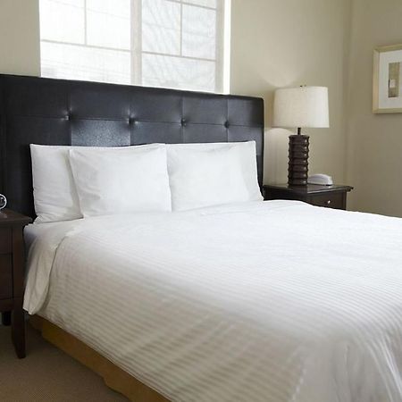 Aparthotel Oakwood Arlington Extérieur photo