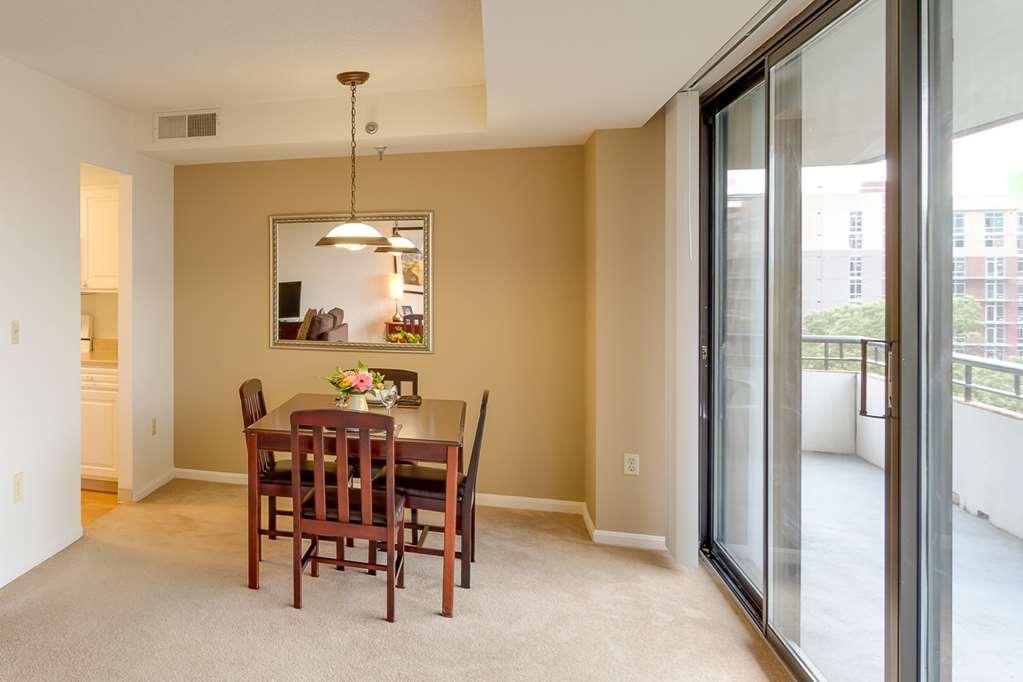 Aparthotel Oakwood Arlington Chambre photo